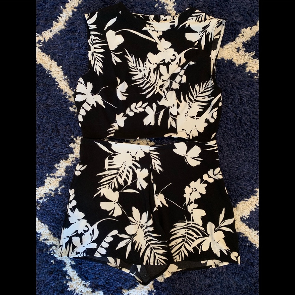 Two piece set